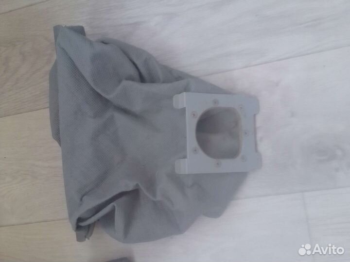 Щетка для пылесоса и мешок для сбора пыли