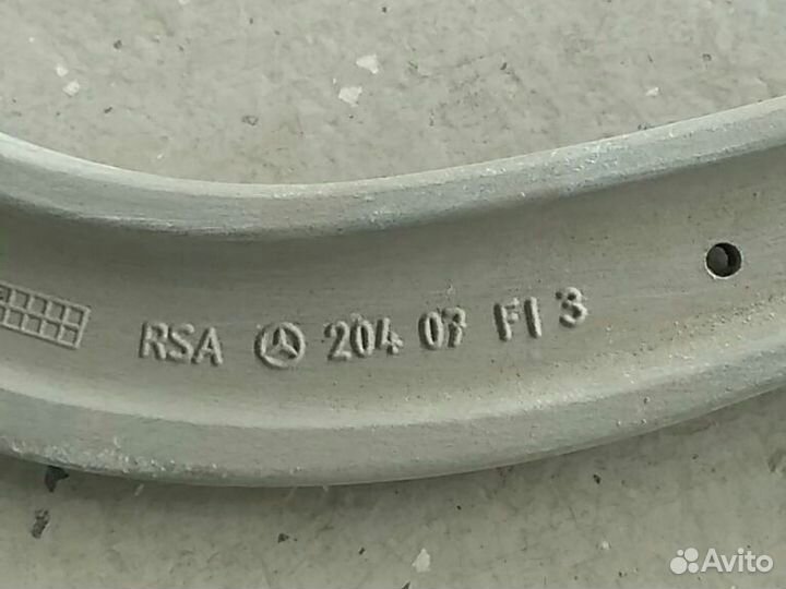 Рычаг задний правый Mercedes W204 C180