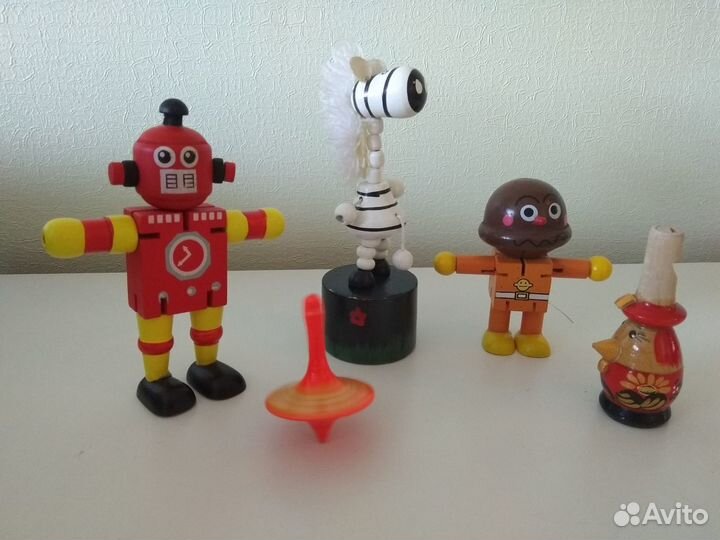 Развивающие игрушки для малышей