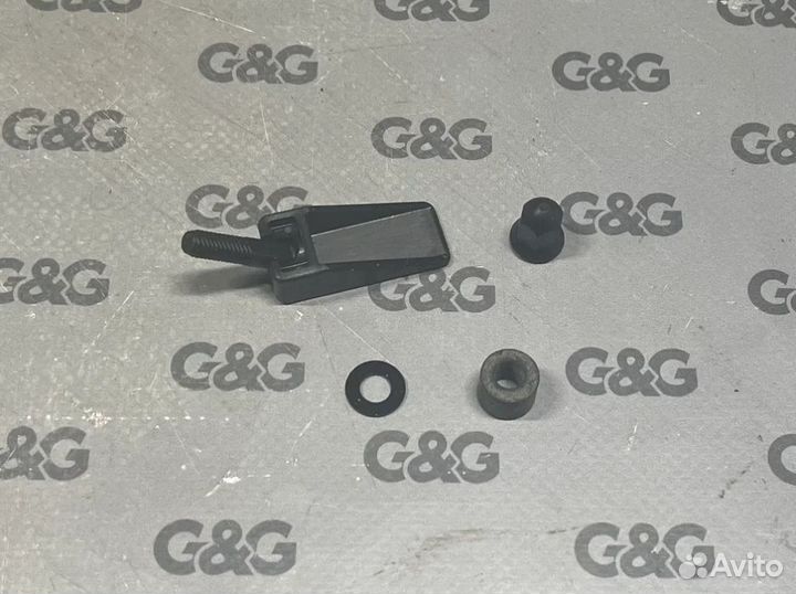 Фиксатор M133730 Запчасти Джон Дир