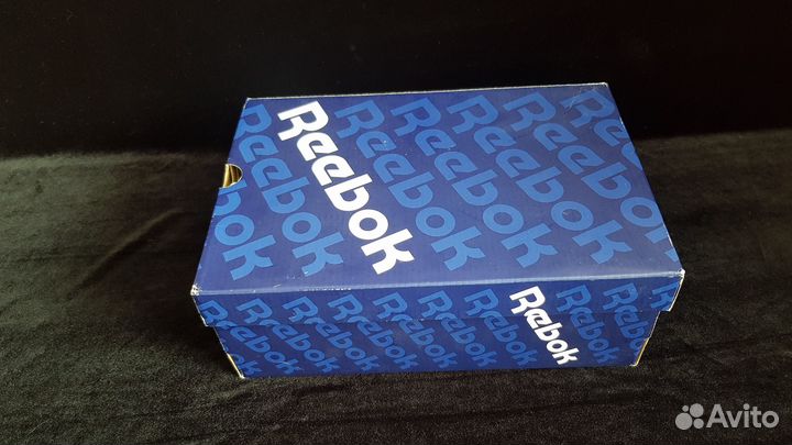 Кроссовки женские 37 размер новые