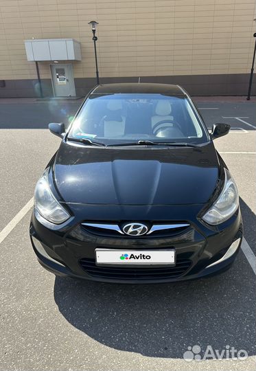 Hyundai Solaris 1.6 AT, 2011, 186 000 км