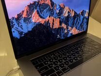 Apple MacBook Pro 15 touch bar