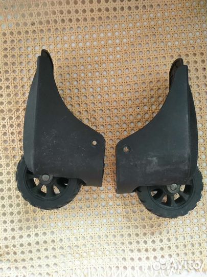 Колесики для чемодана с накладками