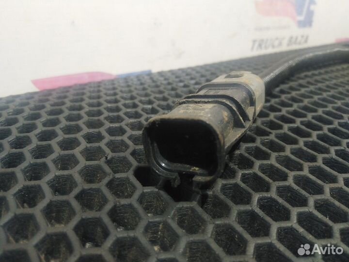 Проводка датчика износа колодок