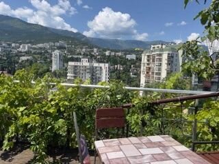 2-к. квартира, 48 м², 2/2 эт.