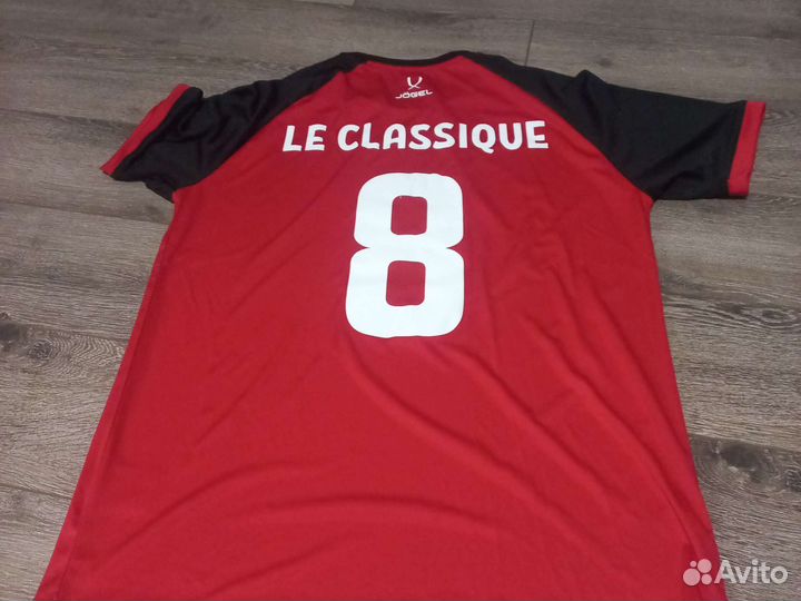 Футбольная форма Амкал с автографами