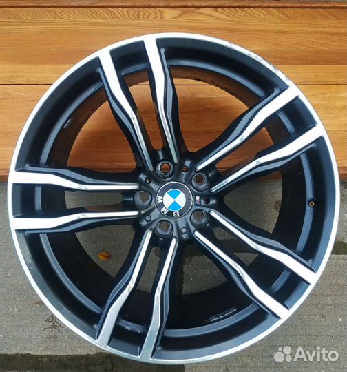 Оригинальный кованный диск BMW X5 M радиус 21