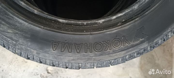 Yokohama Ice Guard F700S 205/55 R16