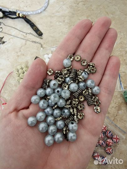 Бусины, фурнитура для рукоделия