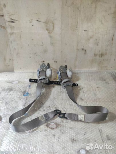 Ремень безопасности передний Toyota Mark X GRX121