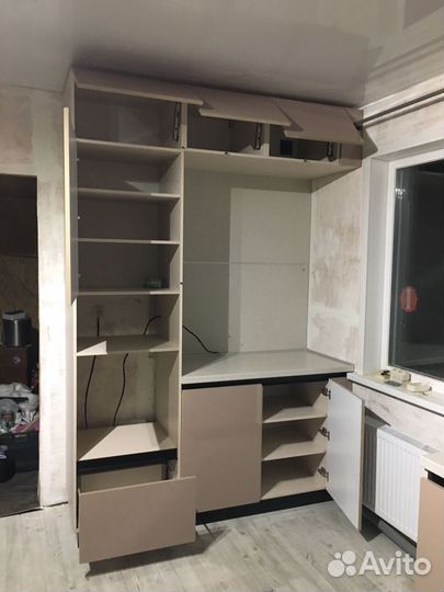 Прямая кухня на заказ. Производство в Челябинске