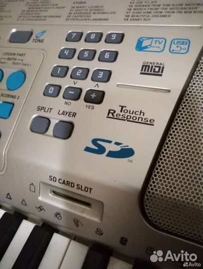 Синтезатор casio lk 300tv