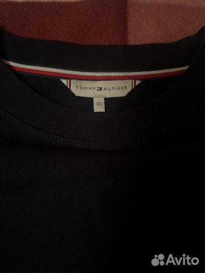 Tommy hilfiger свитшот