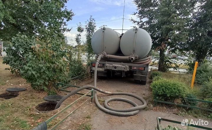 Откачка уличных туалетов Очистка выгребных ям