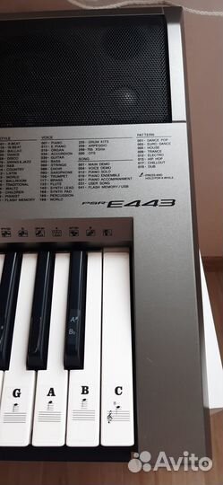 Синтезатор Yamaha PSR-E443