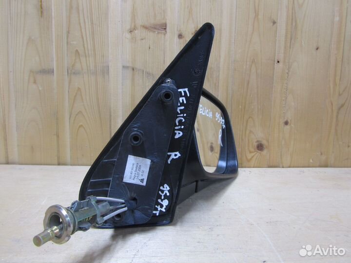 Зеркало боковое правое Skoda Felicia (Фелиция)