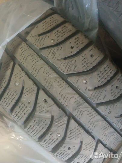 Bridgestone Ice Cruiser 7000S 225/60 R17