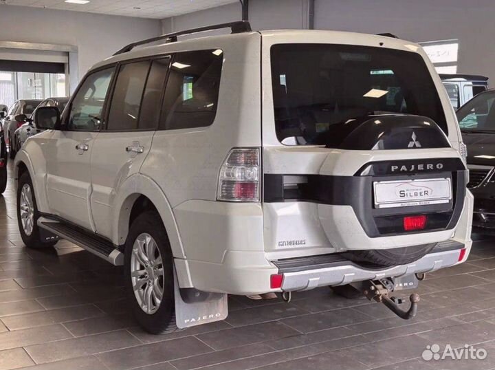 Mitsubishi Pajero 3.2 AT, 2017, 109 009 км