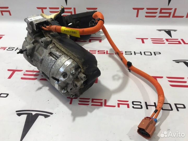 Компрессор кондиционера Tesla Model S 2015