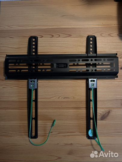 Кронштейн для телевизора