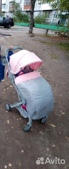 Прогулочная коляска