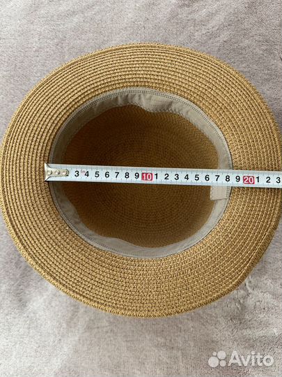 Соломенная шляпа канотье