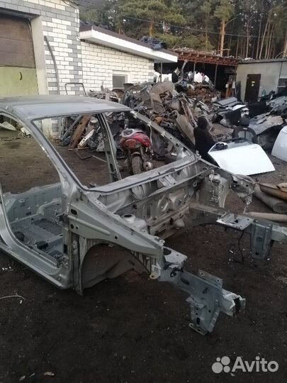 Кузов Renault Logan 2 K7MA812 2015