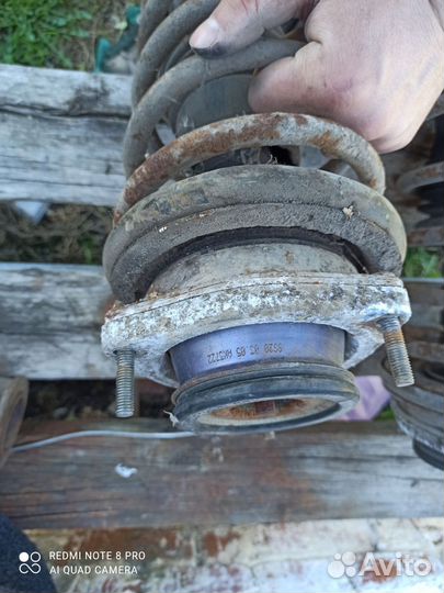 Передние стойки ваз 2110