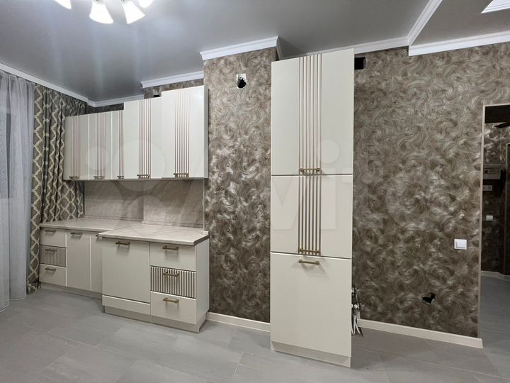 2-к. квартира, 67,8 м², 8/8 эт.