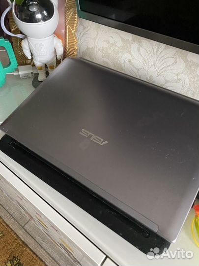 Ноутбук Asus модель N53S