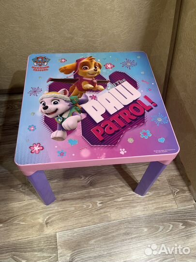 Мольберт и столик детский