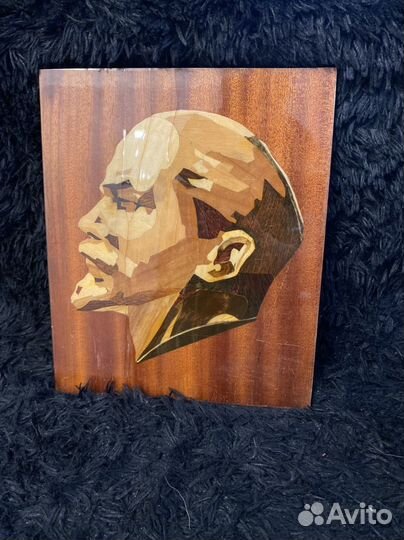 Панно маркетри В.И.Ленин