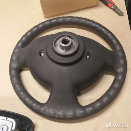 Руль с подушкой рено симбол