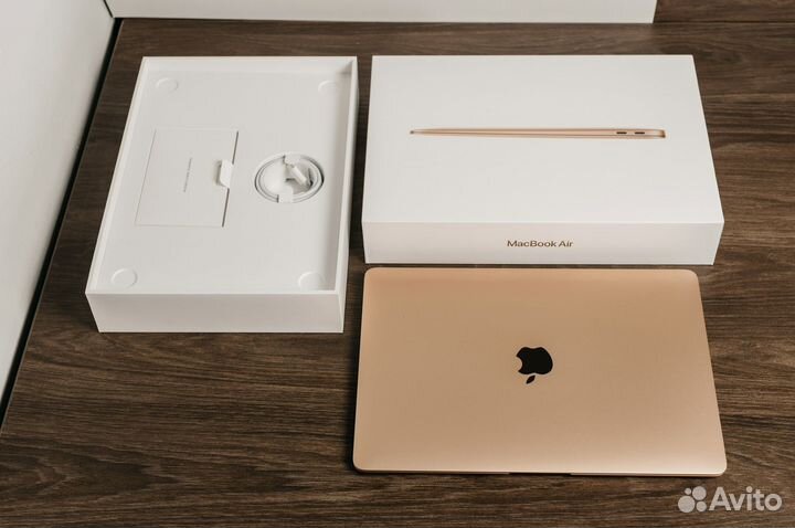 MacBook Air (M1, 2020) 8/256 гб, Gold (mgnd3)