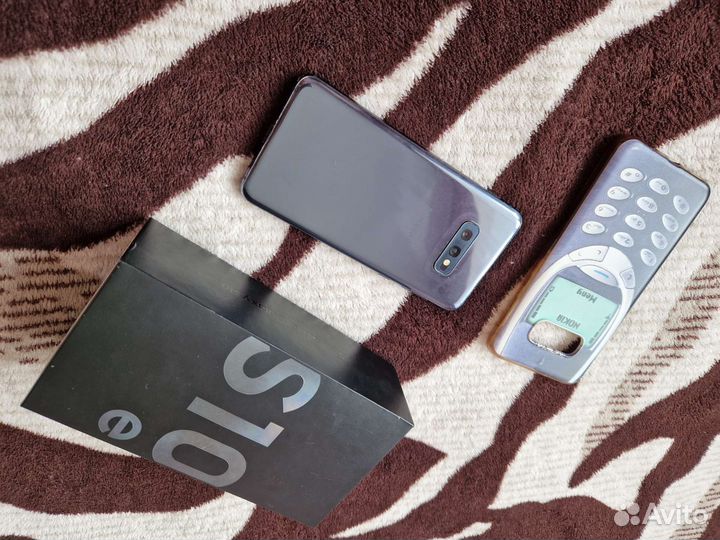 Samsung galaxy s10e