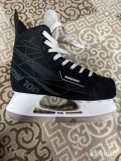 Продаю коньки