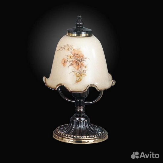 Светильник настольный Италия