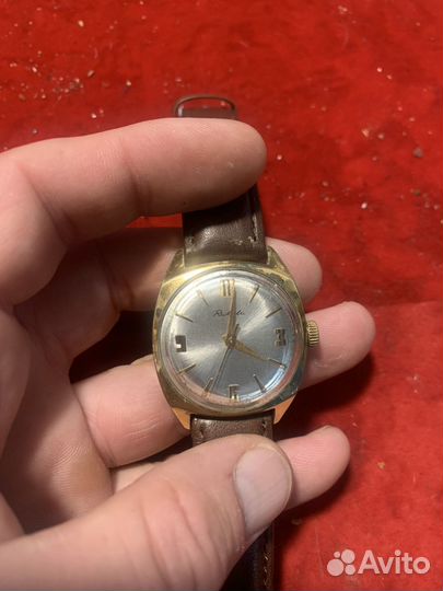 Часы Ракета СССР позолота