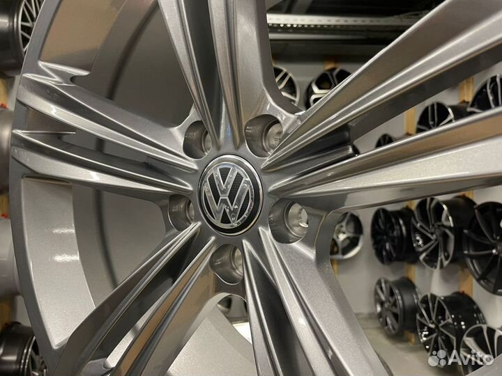Диски Себринг R19 на Volkswagen
