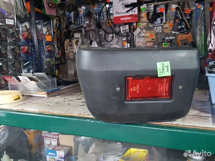 Задний бампер иж 2717деталь боковая