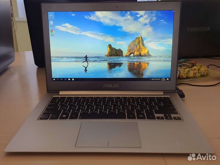 Asus ZenBook UX31A i7/SSD Состояние Нового Гаранти