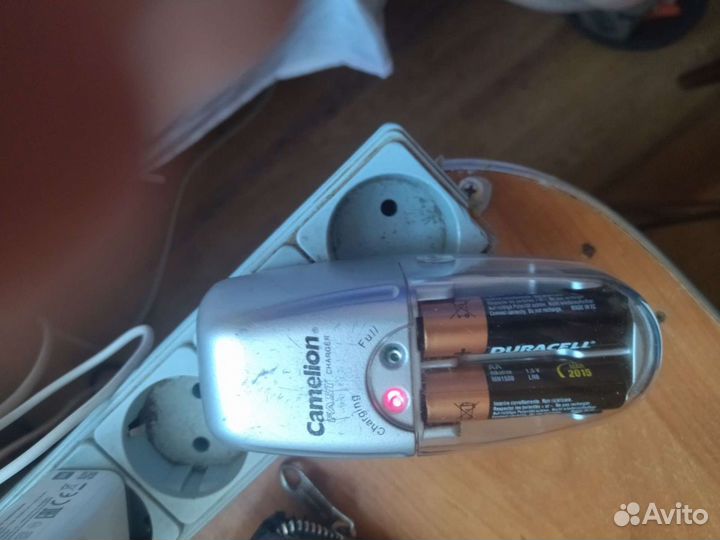 Зарядное устройство