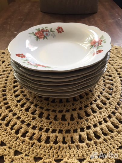 Тарелки десертные