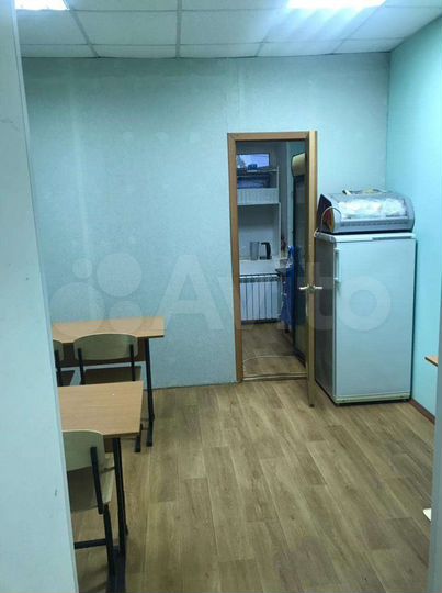 2-к. квартира, 80 м², 1/2 эт.