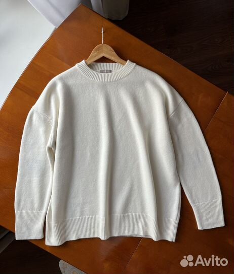 Свитер с сердцами 12 storeez