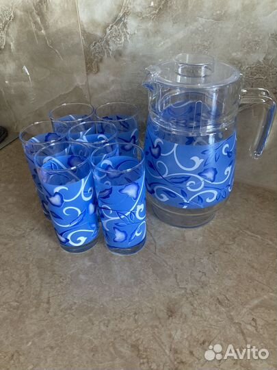 Стаканы и графин