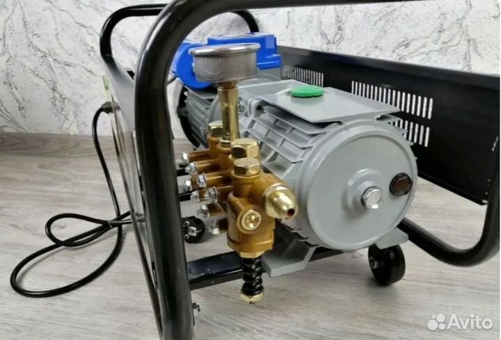 Мойка высокого давления с пеногенератором