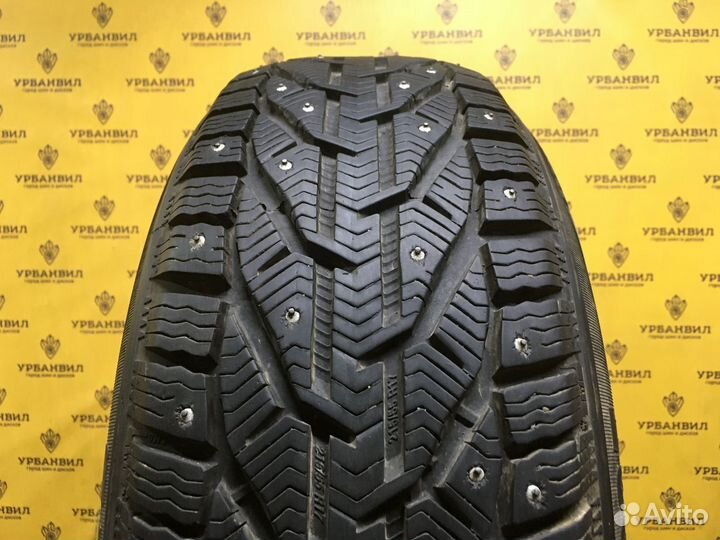 Kormoran Stud 2 215/55 R17 98T