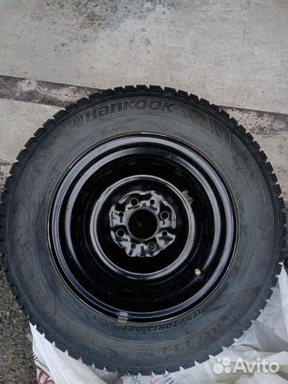 R13 Hankook Winter I'Pike W409 175/70, PCD 4x110 DIA 15